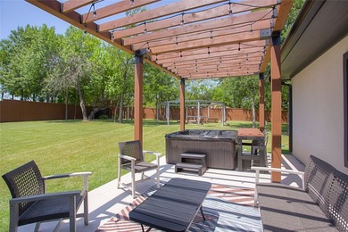 Own One of Lake Texoma's Premier Vacation Rental Destinations - photo 4