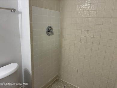 Welcome home to this beautifully remodeled 3-bedroom, 2-bath - photo 12