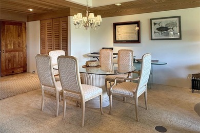 Wailea Point 2101 is a rare, single-level residence featuring 2 - photo 14