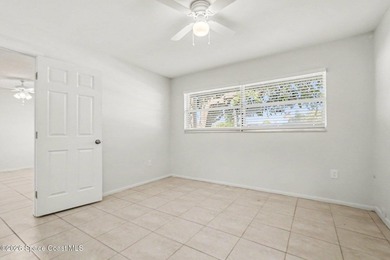 Welcome home to this beautifully remodeled 3-bedroom, 2-bath - photo 15