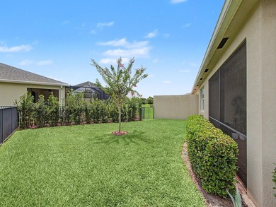 Welcome to this beautifully upgraded 2-bedroom + Den, 2-bathroom - photo 20