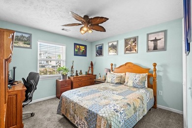 BACK ON THE MARKET at no fault of the sellers! Welcome to this - photo 29
