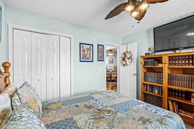 BACK ON THE MARKET at no fault of the sellers! Welcome to this - photo 30