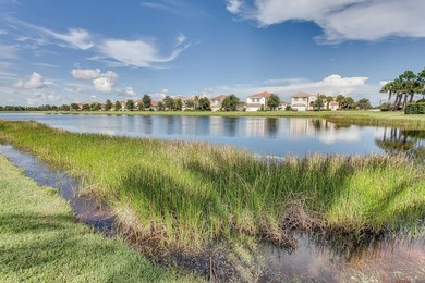 Welcome to this beautifully upgraded 2-bedroom + Den, 2-bathroom - photo 39