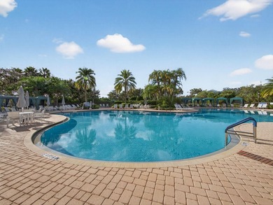 Welcome to this beautifully upgraded 2-bedroom + Den, 2-bathroom - photo 49