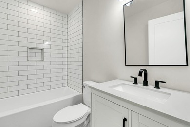 Calling all Investors! This is an HOA-free, STR-capable home - photo 19