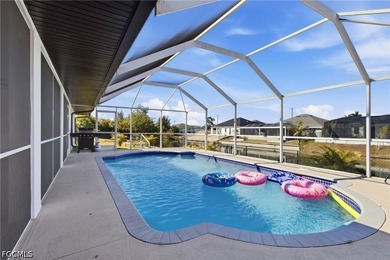 FULLY RENOVATED CANAL-FRONT POOL HOME WITH WIDE WATER VIEWS! - photo 34