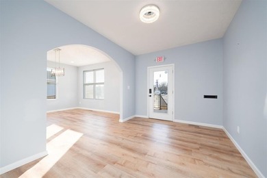 Prime Commercial Opportunity with Exceptional Visibility and - photo 8