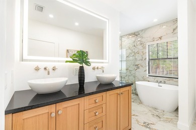 Luxury Contemporary Living in Coveted Providencia Park Step into - photo 18