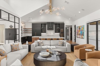 Beautifully built in 2022 by Lonnie Richardson, this custom - photo 19