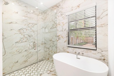 Luxury Contemporary Living in Coveted Providencia Park Step into - photo 19