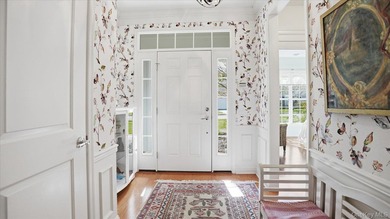 Welcome to luxurious resort-style living in the highly desirable - photo 4