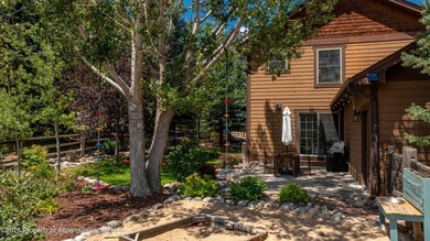 Beautifully updated and meticulously maintained, this move-in - photo 5
