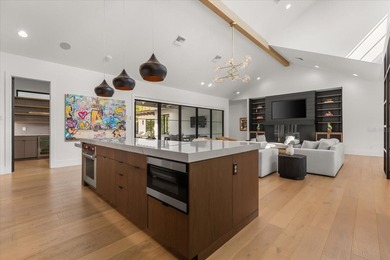 Beautifully built in 2022 by Lonnie Richardson, this custom - photo 29