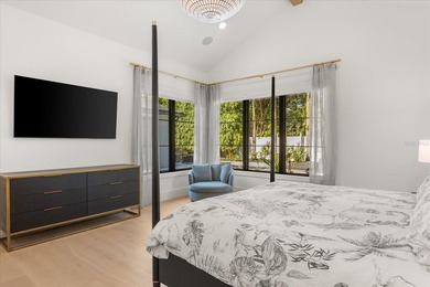 Beautifully built in 2022 by Lonnie Richardson, this custom - photo 34