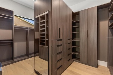 Beautifully built in 2022 by Lonnie Richardson, this custom - photo 42