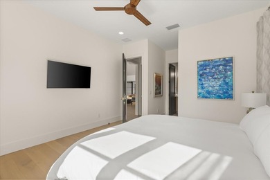 Beautifully built in 2022 by Lonnie Richardson, this custom - photo 44