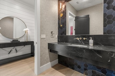 Beautifully built in 2022 by Lonnie Richardson, this custom - photo 50