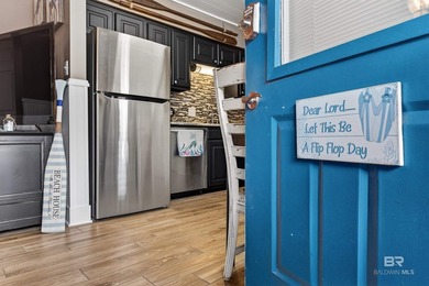 Units in this low-density complex rarely come available! This - photo 7