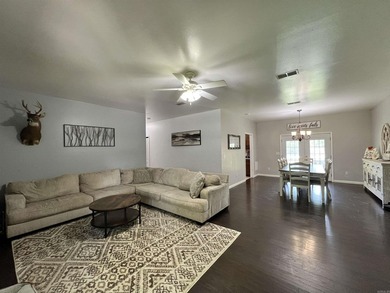 Welcome home to this beautifully updated 3-bedroom, 2-bath - photo 12