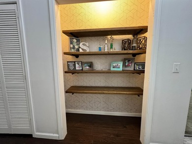 Welcome home to this beautifully updated 3-bedroom, 2-bath - photo 20