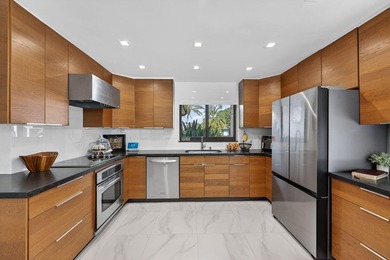 An exceptional opportunity to own a beautifully renovated - photo 22