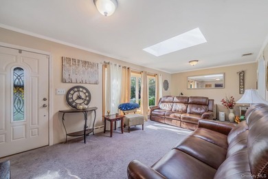 Welcome to this captivating, well maintained ranch in the - photo 3