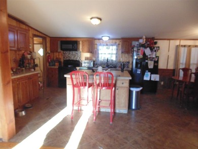 This unique property has plenty of room for individuals looking - photo 12