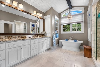 Luxury Custom Waterfront Home on Lake Hartwell! Experience - photo 17