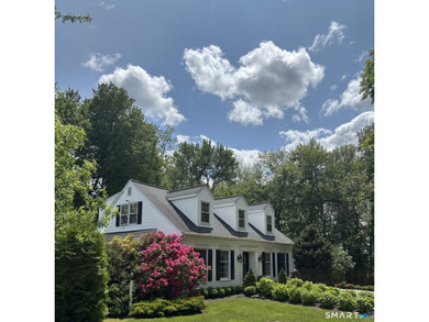 A rare fully furnished home in one of Waterbury's most unique - photo 1