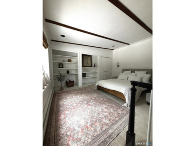 A rare fully furnished home in one of Waterbury's most unique - photo 2