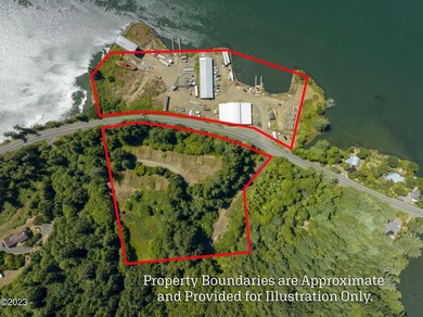 A local landmark situated at Oneatta Point on Yaquina Bay. The - photo 13