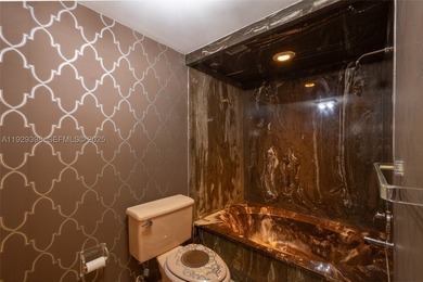 Penthouse at Admirals Port East, 2132 sq ft, 12' ceiling, 2 - photo 14