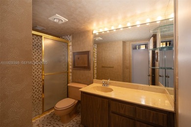 Penthouse at Admirals Port East, 2132 sq ft, 12' ceiling, 2 - photo 17