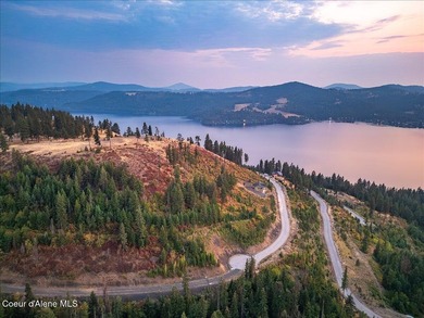 Wake up and fall asleep to breathtaking lake views from this - photo 22