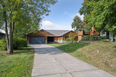 Step into a turn-key home where every detail invites comfort - photo 3