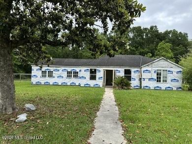 Opportunity Awaits - Value-Add Property Priced to Sell! This - photo 12