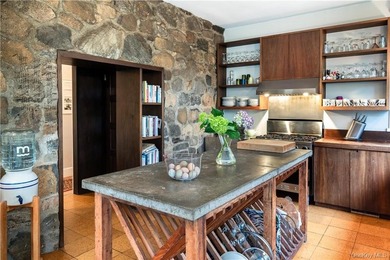 Located in the heart of the Snedens Landing Historic District - photo 15