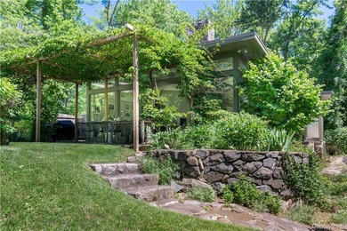 Located in the heart of the Snedens Landing Historic District - photo 27