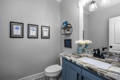 Beautiful custom home built by Alan Schrader in the desirable - photo 29