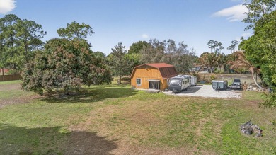 2 beautiful acres of land in Wellington - this concrete block 4 - photo 34