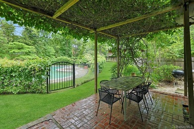 Located in the heart of the Snedens Landing Historic District - photo 36