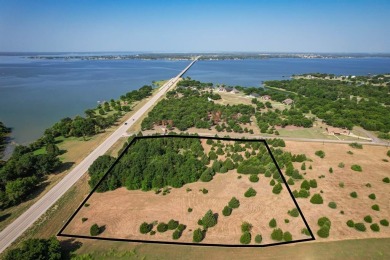 Richland Chambers Lake Acreage For Sale in Kerens Texas
