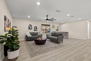 Lake Home For Sale in Collinsville, Texas