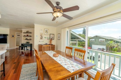 This well-maintained 2,700 sq. ft. home offers an exceptional - photo 11