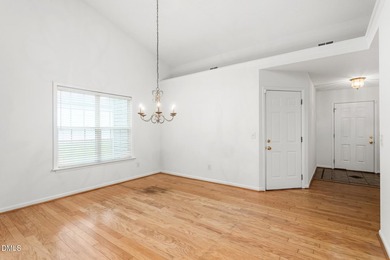 Welcome to this beautifully maintained, move-in-ready home - photo 11