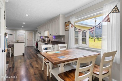 Check out this truly unique property located on nearly 4 flat - photo 13