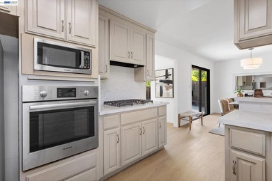Welcome to 4875 Pepperwood Way, a beautifully refreshed - photo 15
