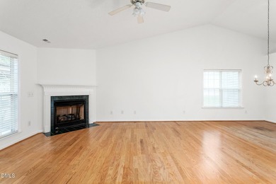 Welcome to this beautifully maintained, move-in-ready home - photo 15