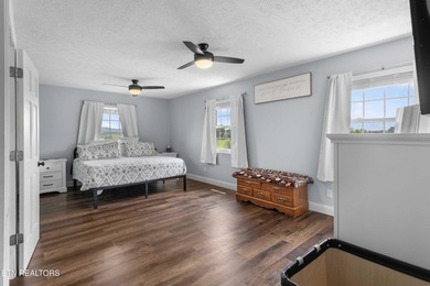 Check out this truly unique property located on nearly 4 flat - photo 16